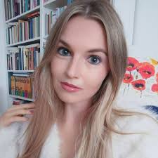 Only had water in for a few and you will have to pay with cash no then or  other cards sorry ￼