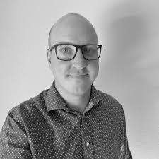 Derek Schell's Instagram, Twitter & Facebook