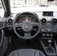 Audi a1 sportback 30 tfsi advanced s tronic fünftürige schräghecklimousine der kleinwagenklasse (85 kw / 116 ps) eit 2018 gibt es die zweite generation des kleinen audi a1. Probefahrt Der Audi A1 Ist Die Reinste Renn Spass Fahrmaschine Welt