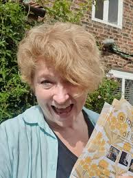 If you do one thing this this #DeafAwarenessWeek, watch our huge BSL  SignSong to Gary Barlow and Andrew Lloyd Webber's heart-warming track  'Sing' 🙌💜 Featuring musicians from BBC Philharmonic, BBC Singers -