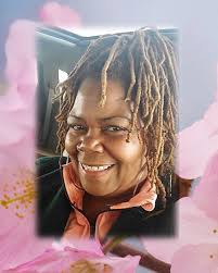 Daphne Saunders's Instagram, Twitter & Facebook