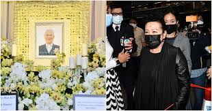 è‚¥åª½è€å…¬è¨­éˆ è–›å®¶ç‡•éˆå ‚é€å®‰æ…°çŸ¥å¥½å‹ç‚ºäº¡å¤«ä»˜å‡ºä¸å°' 20201117 Showbiz æ˜Žå ±olç¶²