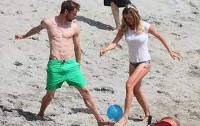 Roberta, caludio marchsio's wife, martina, leonardo bonucci's wife, carolina, giorgio chiellini's wife. Omid Zamani On Twitter Claudio Marchisio And His Wife Roberta Marchisio In Portofino Enjoying Their Holidays Pic Via Sky Sport Http T Co Xesybwqiql