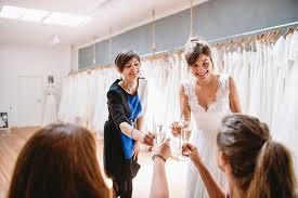 Kann man ein hochzeitskleid eigentlich auch günstig online kaufen? Kleider Machen Braute Brautmode Nurnberg Einkaufszentren Und Kaufhauser In Nurnberg Adresse Offnungszeiten Bewertungen Tel 091114888 Infobel