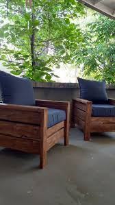 Modern Outdoor Chair From 2x4s And 2x6s In 2020 Patio Chairs Diy Wood Patio Chairs Pallet Furniture Outdoor