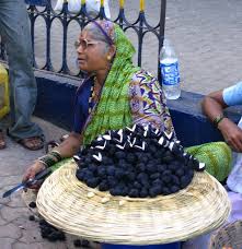 Water chestnut juice is a natural remedy for stomach related problems. Mumbai Daily Photo Singhara Water Chestnut Water Chestnut Food Forests Global Cuisine