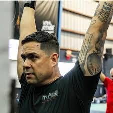 Affiliate: Los de la Isla CrossFit