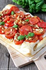 Tomaten Ricotta Tarte Mit Pinienkernen Schokokuss Und Zuckerperle Rezepte Abendbrot Ricotta