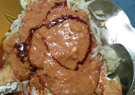 Membuat Siapkan Sedap Kupat Tahu Khas Tasik