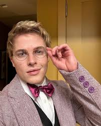 Ronan Farrow