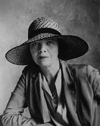 Eleanor ("Cissy") Patterson: The First Female Newspaper Titan (15 Dupont  Circle)