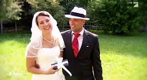 In jeder staffel der sendung werden nach mehreren castingdurchgängen von experten vier oder sechs. Taff Video Blind Date Hochzeit Jana Und Rico Prosieben