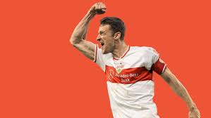 18 temmuz 2007'de ödünç verildi vfl wolfsburg gentner, 2009 yazına kadar ve 11 ağustos 2008'de wolfsburg ile kalıcı bir. Hervorhebungvfb Kapitan Christian Gentner Erhalt Keinen Neuen Vertrag Die Ara Gentner Beim Vfb Geht Zu Ende Vfb Stuttgart Esslinger Zeitung