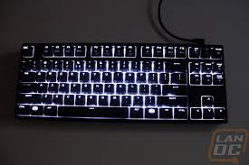 In addition to a cooler master key that takes the windows key function … … the keyboard has a key for turning off the cooler master key as well as macro buttons, lighting on/off… let us take a look at the inside of the masterkeys pro s keyboard. Cooler Master Masterkeys Pro S Lanoc Reviews