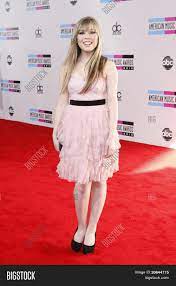 Actress jennette mccurdy arrives at nickelodeon's 23rd annual kids' choice awards held at ucla's pauley pavilion on march 27, 2010 in los angeles,. Los Angeles Nov 21 Image Photo Free Trial Bigstock