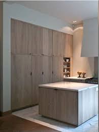 Oak Gets A Modern Makeover Oak Kitchen Cabinets White Oak Kitchen Oak Kitchen