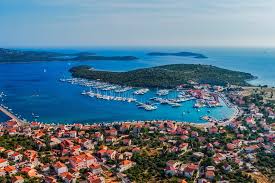 24 63 99 143 182 221 266 300 custom. Rogoznica Horvatskij Mys Gorn