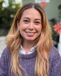 Alison Picard's Instagram, Twitter & Facebook