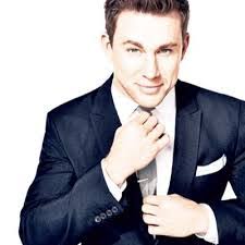 Leo Collins's Instagram, Twitter & Facebook