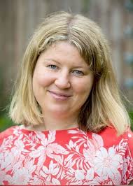 Amazon.com: Saving Francesca Maier: Large Print Edition (This City Series):  9780957527942: Wingfield, Claire: Books