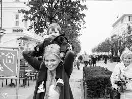 Die bekanntesten jubiläen sind die silberhochzeit (25 jahre). Heiraten Mit Kind 4 Wichtige Tipps Fur Die Hochzeit Mit Kindern