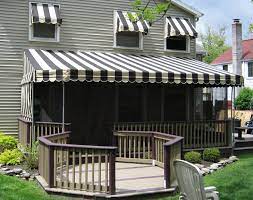 Deck With Awning I D Want The Awning To Be Retractable The Circular Part Of The Deck Could Have The Table House Exterior Outside Living Building A House