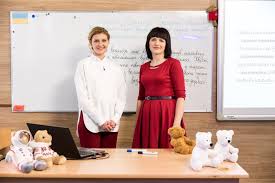 Онлайн навчання у всеукраїнській школі онлайн. Elena Zelenskaya Prinyala Uchastie V Semkah Teleuroka Dlya Vseukrainskoj Shkoly Onlajn Oficialnoe Internet Predstavitelstvo Prezidenta Ukrainy