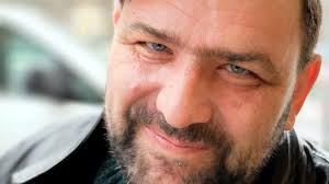 Jakub Schwab: Stále se ohlížej dozadu