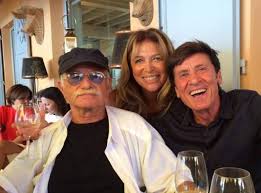 Veja as letras de gino paoli e ouça il cielo in una stanza, sapore di sale, la gatta, senza fine, che cosa c'è e muito mais músicas! Gino Paoli Ci Insegna Il Lockdown Sto A Casa Per Non Incontrare Degli Imbecilli Media E Tv