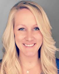 Kayla Bartlett's Instagram, Twitter & Facebook