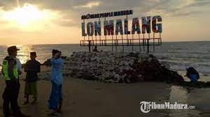 Pantai yang diklaim sebagai tanah lotnya jawa timur ini menjadi destinasi favorit wisatawan sebelum menuju kesana ada baiknya kalian simak dulu info tiket masuk pantai balekambang malang dibawah ini. Pengembangan Wisata Pantai Lon Malang Sampang Gagal Terealisasi Tahun Ini Berikut Penyebabnya Tribun Madura