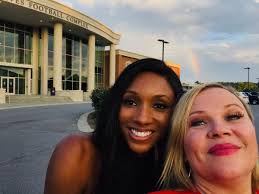 Rachel Pledger (@PledgerRachel)