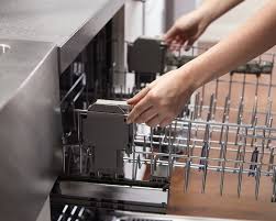 A simple yet efficient dishwasher, the whirlpool wdf520padm dishwasher is half the price of other models and gets the job well done. Whirlpool Wdt780saem Fully Integrated Dishwasher With Sensor Wash Cycle Memory Silverware Basket Sanitize Heavy Cycle 5 Wash Cycles Adjustable Upper Rack End Of Cycle Indicator Light 48 Dba Silence Rating And Energy Star