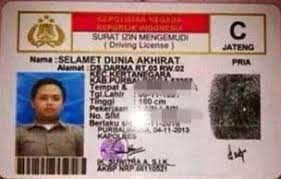 Ada yang bermakna buruk dan memiliki sifat merendahkan, ada yang terinspirasi dari sosok yang zalim, sampai itu dia 12 contoh nama yang dilarang dalam ajaran islam. Arti Nama Bayi Anak Laki Laki Perempuan Terbesar