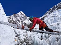 Xia Boyu S Summit Fuels Debates About Who Belongs On Everest Time