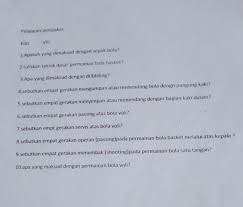 Menendang ( kicking ) menendang bola ialah salah satunya teknik dasar yang berkarakteristik di dalam permainan sepak bola yang paling dominan. 4 Sebutkan Empat Gerakan Mengumpan Atau Menendang Bola Dengan Punggung Kaki Brainly Co Id