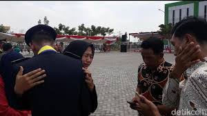 Check spelling or type a new query. Hanya Di Madiun Menengok Wisuda Taruna Perkeretaapian Indonesia