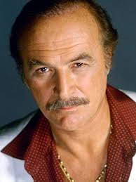 Lauren Tewes ( Julie McCoy