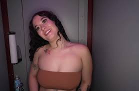 Tessa Violet - 5th Visit