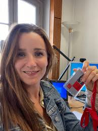 Pour mon premier jour « en présentiel » sur mon nouveau poste de cheffe du  département de la performance opérationnelle, du pilotage économique et de  la facturation, j'ai le bonheur de découvrir