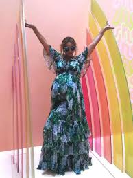 Beyoncé shows off her bare baby bump decorated in henna at her 'carter push party'. Inside Beyonce S Perfect Baby Shower