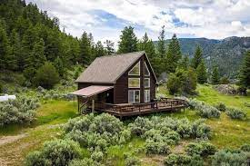 Maybe you would like to learn more about one of these? 10 Incredible Vrbo Rentals Near Yellowstone National Park