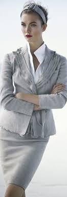 Comment Porter Le Gris Quelle Couleur Avec Le Gris Stile Di Moda Stili Moda In Grigio