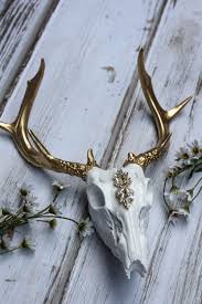 White And Gold Embellished Skull Painted Skull Faux Taxidermy Faux Animal Skull Gold Antlers Bedazzled De Antlers Decor Painted Deer Antlers Deer Skulls