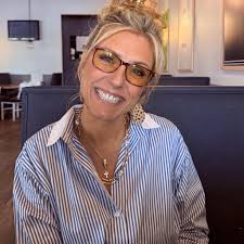 Hello! I need a good cheese ball recipe!