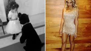 Meghan markle revealed what she said during a brutal phone call with her father after he set up paparazzi photos before her wedding. Beyonce Intimate White House Pictures From Obama Secret Party Mirror Online