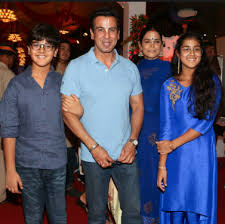 Ronit Roy Family Wife Son Daughter Father Mother Marriage Photos Biography Profile The actor also owns a security business, providing security to bollywood stars and.