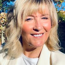 A celebratory feeling is in the air at our Havant and South Downs campuses  as 98% of students have passed their A Levels and Vocational courses 🥳  More than half of students