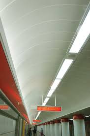 Project Transport Hub Product Luxalon Curved Ceilings Our Ceiling Systems Are Versatile And Create A Variety Of Visua Ceiling System Ceiling Architecture