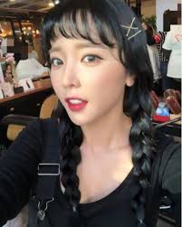 Can't a woman get married then the singer was asked if she had ever had plastic surgery and she confessed to having it more than once. Netizen Buzz Hong Jin Young Updates First Selca After Attitude Controversy